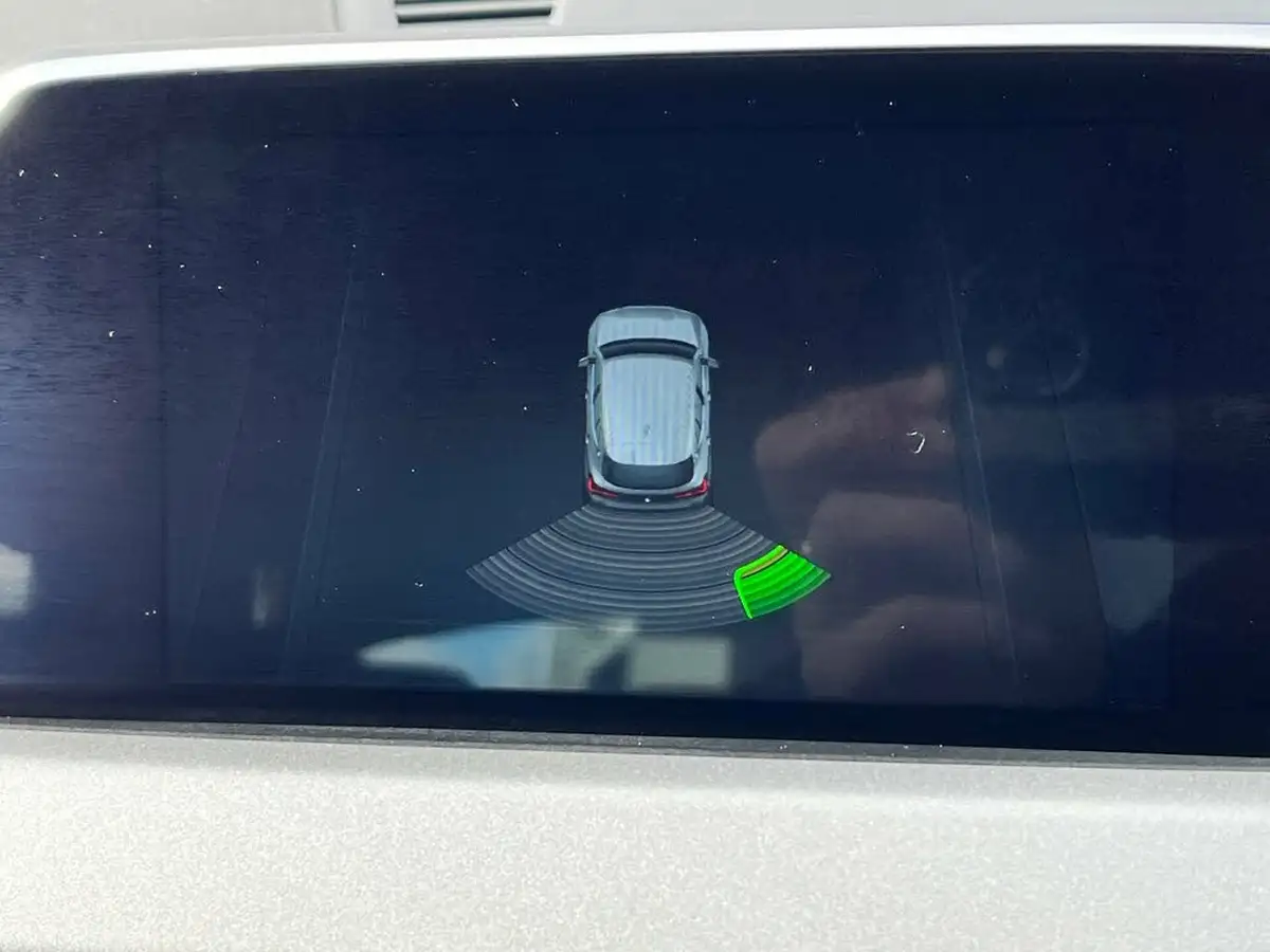 2019-bmw-x2-15-sdrive18i-se-ss-dct-big-25
