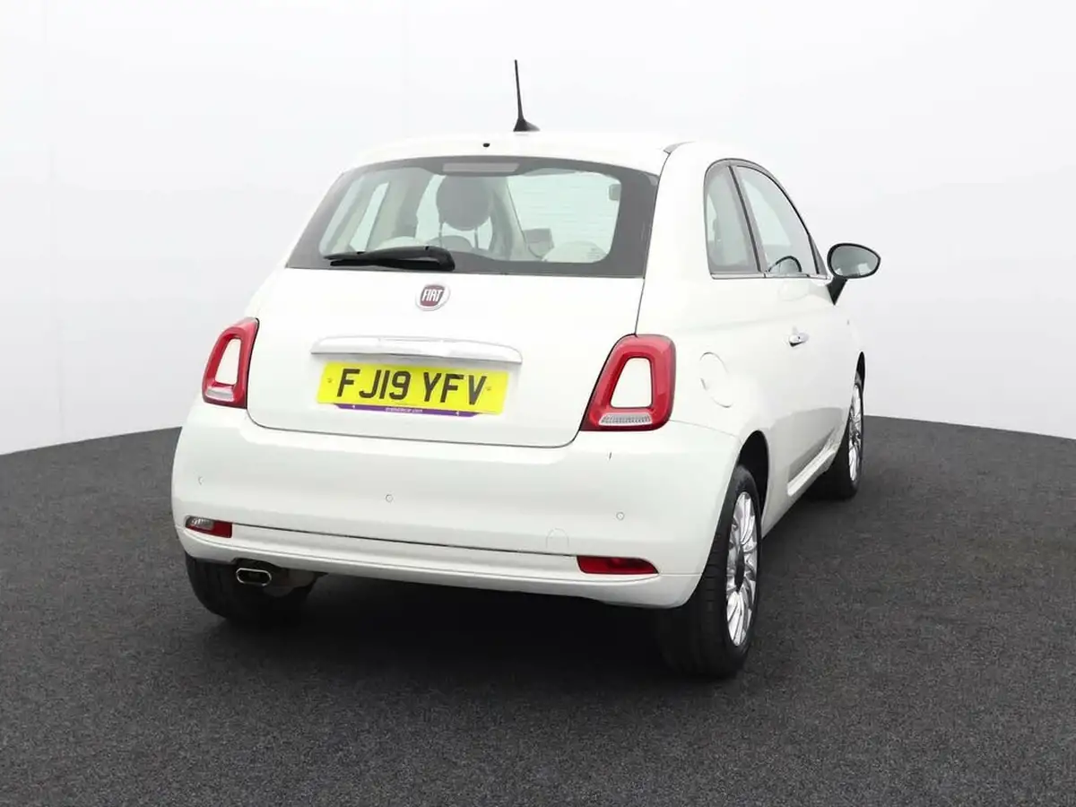 2019-fiat-500-12-lounge-big-5