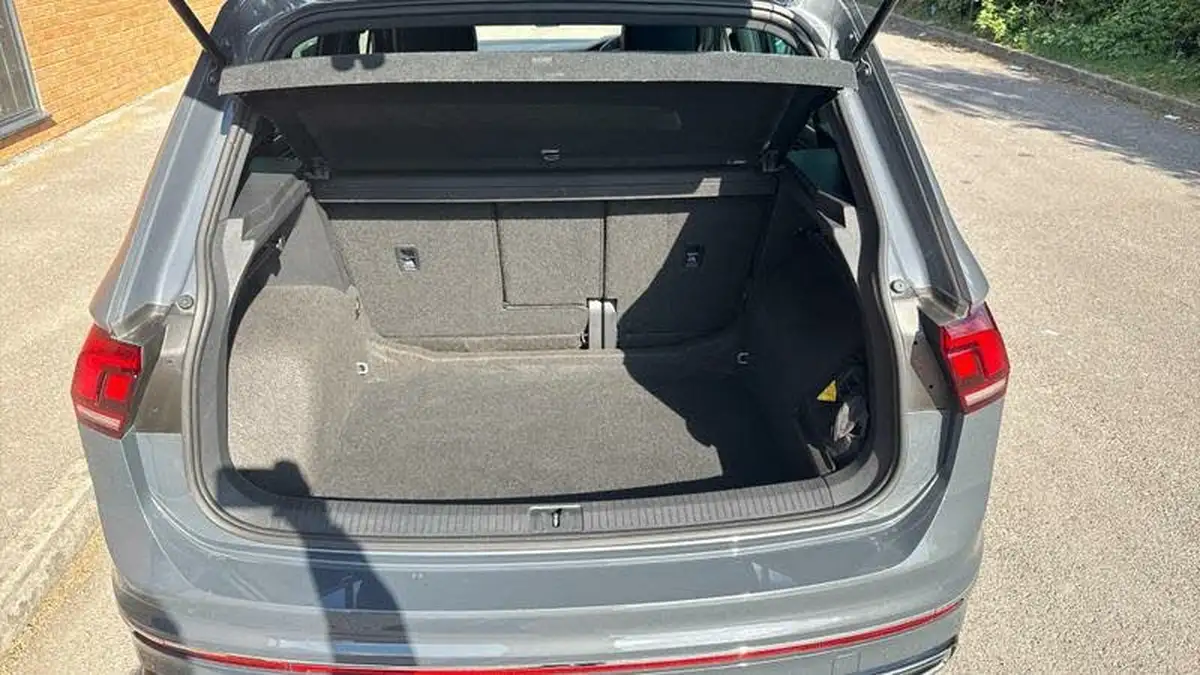 2020-volkswagen-tiguan-15-tsi-r-line-big-12