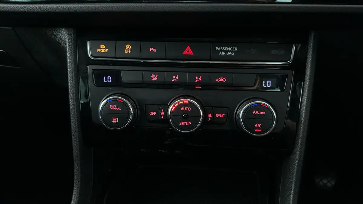 2019-seat-leon-15-tsi-evo-fr-black-edition-150ps-estate-big-34