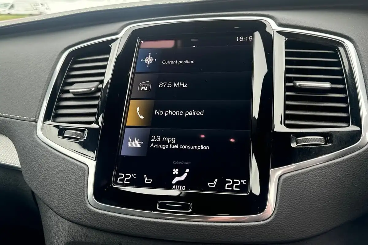 2022-volvo-xc90-20td-b5-r-design-big-20