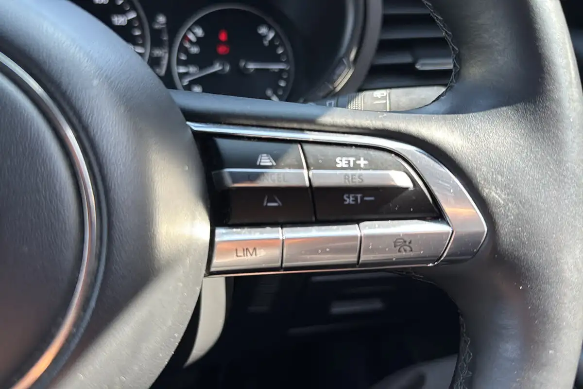 2022-mazda-mazda3-20-gt-sport-122ps-hatchback-5d-auto-big-33