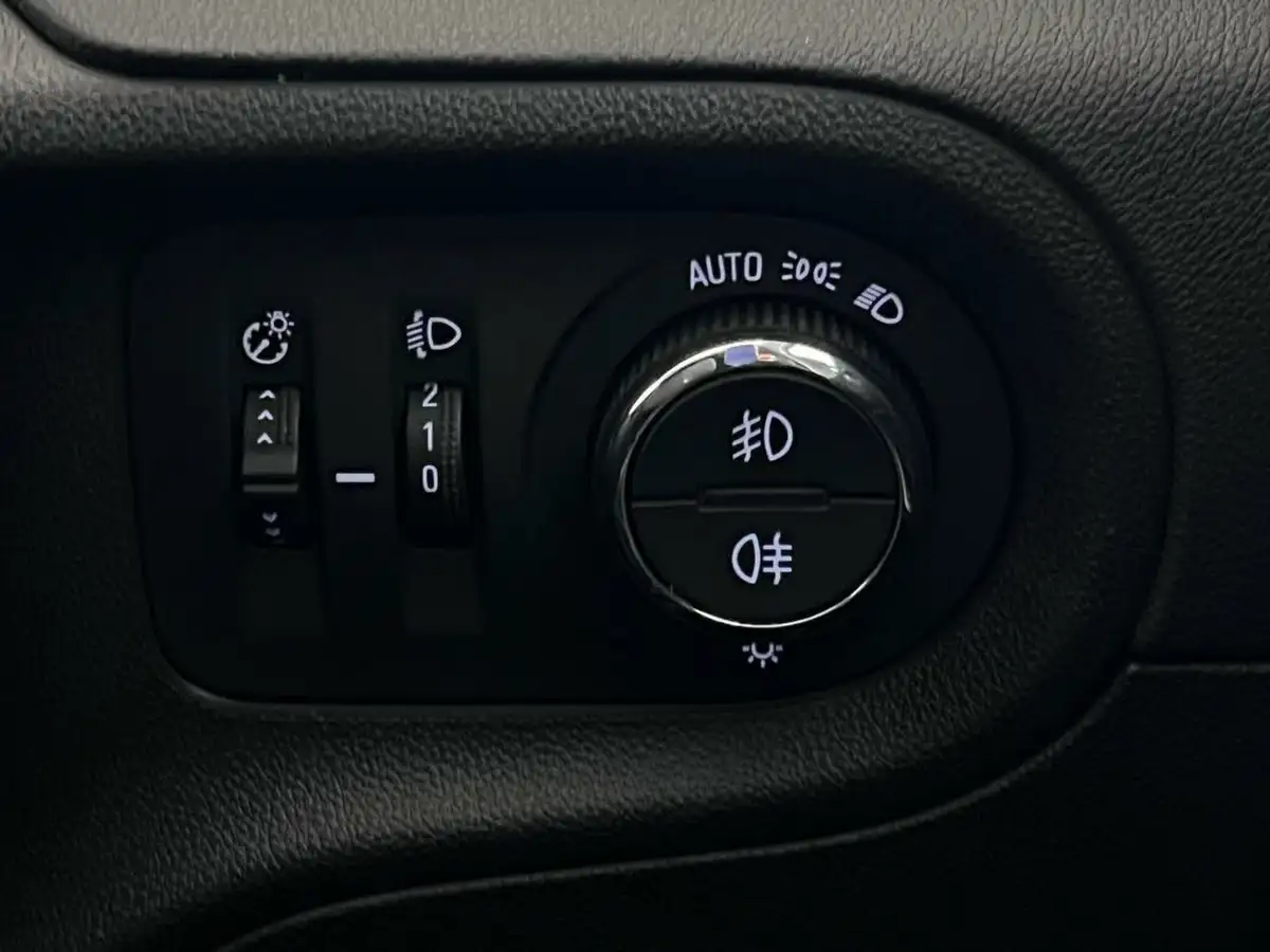 2020-vauxhall-grandland-x-16i-turbo-elite-nav-big-36