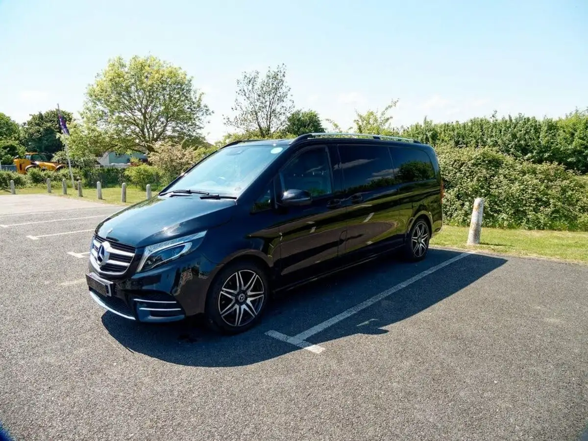 2019-mercedes-benz-v-class-21d-v250d-extra-long-amg-line-big-16