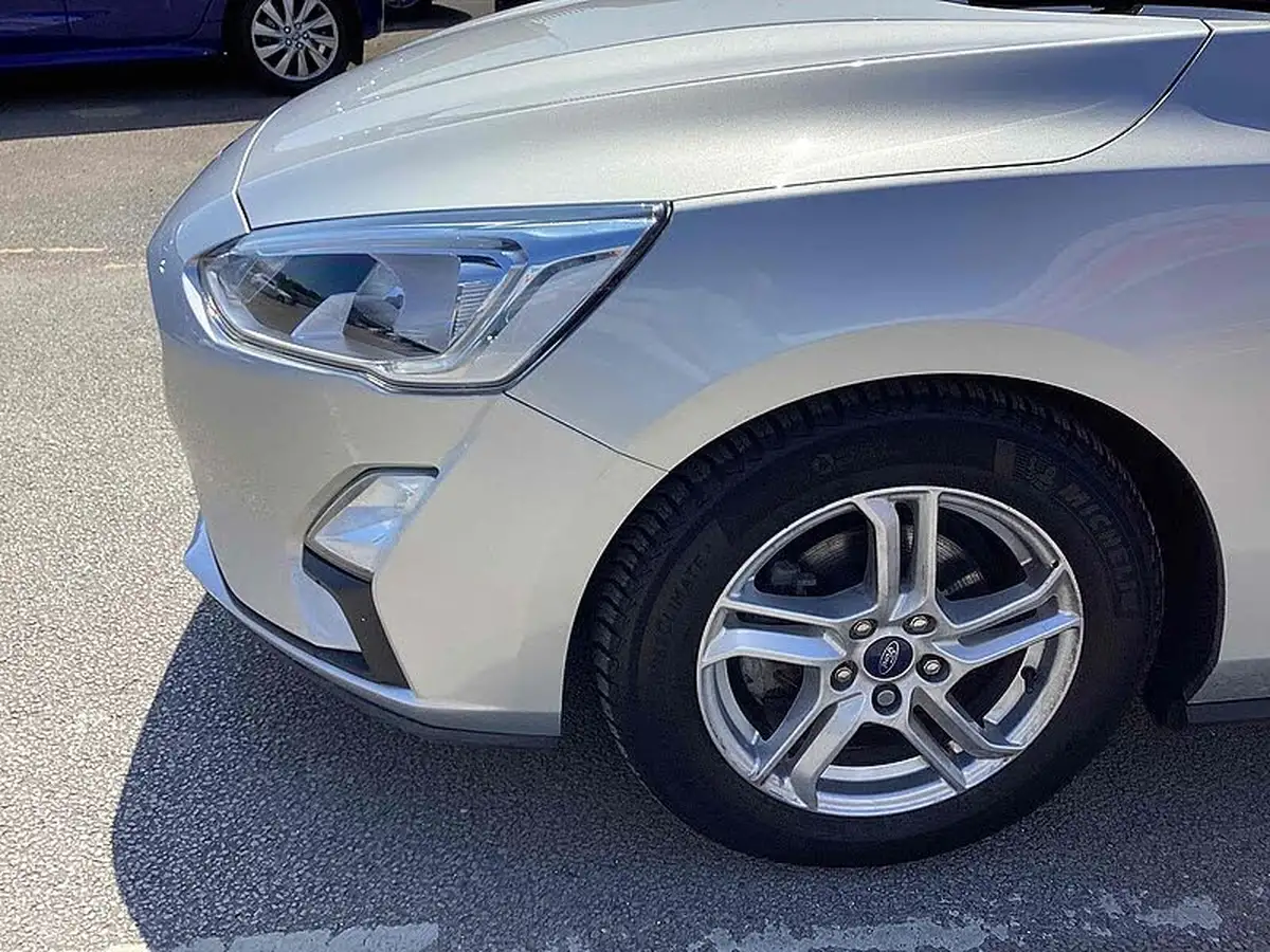 2019-ford-focus-15-zetec-95ps-ss-hatchback-big-19