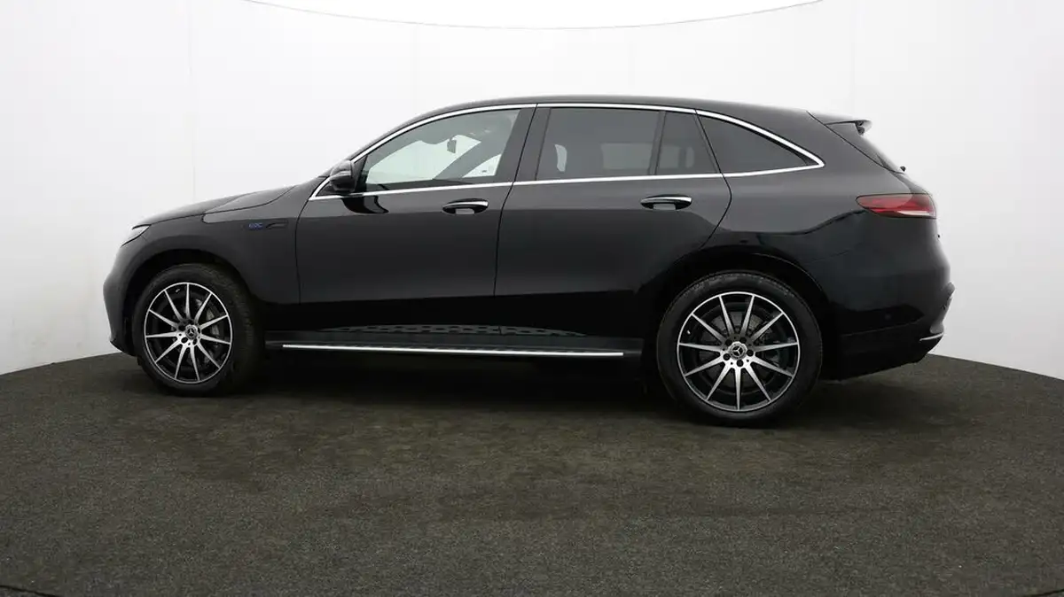 2022-mercedes-benz-eqc-e-eqc-400-amg-line-big-69