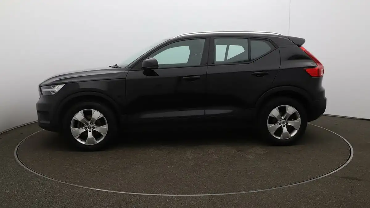 2021-volvo-xc40-15-t3-momentum-163bhp-big-64