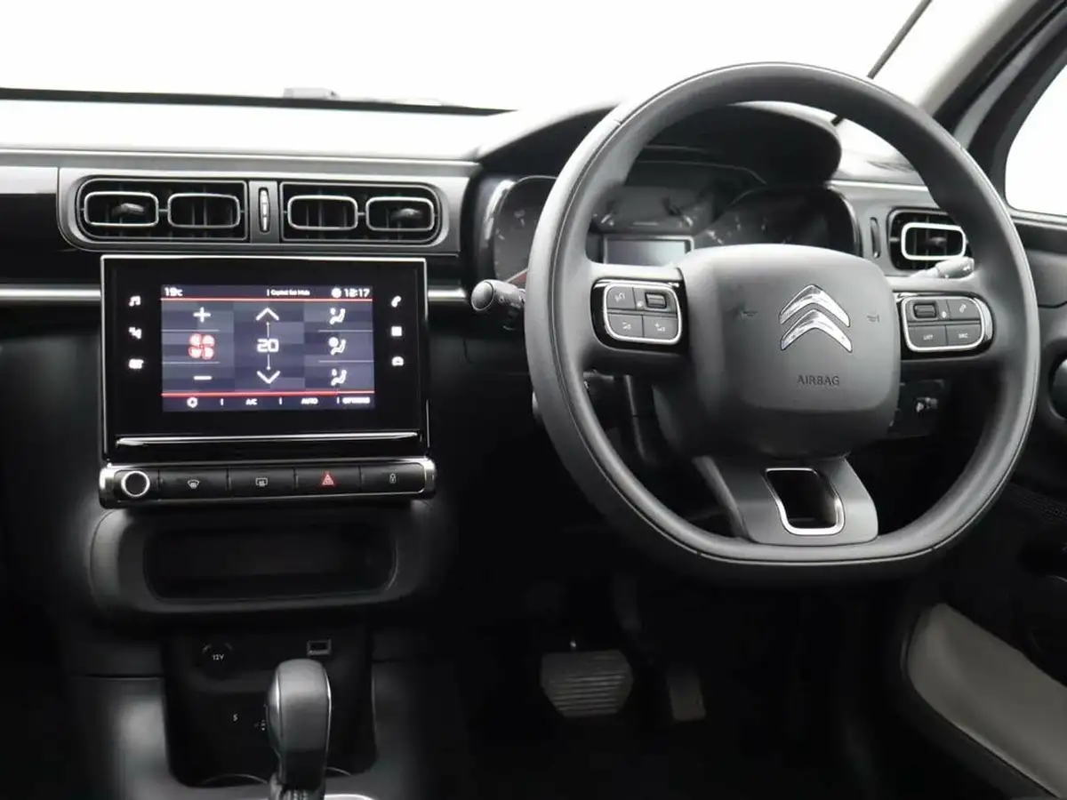 2024-citroen-c3-12-puretech-plus-110ps-eat6-big-22