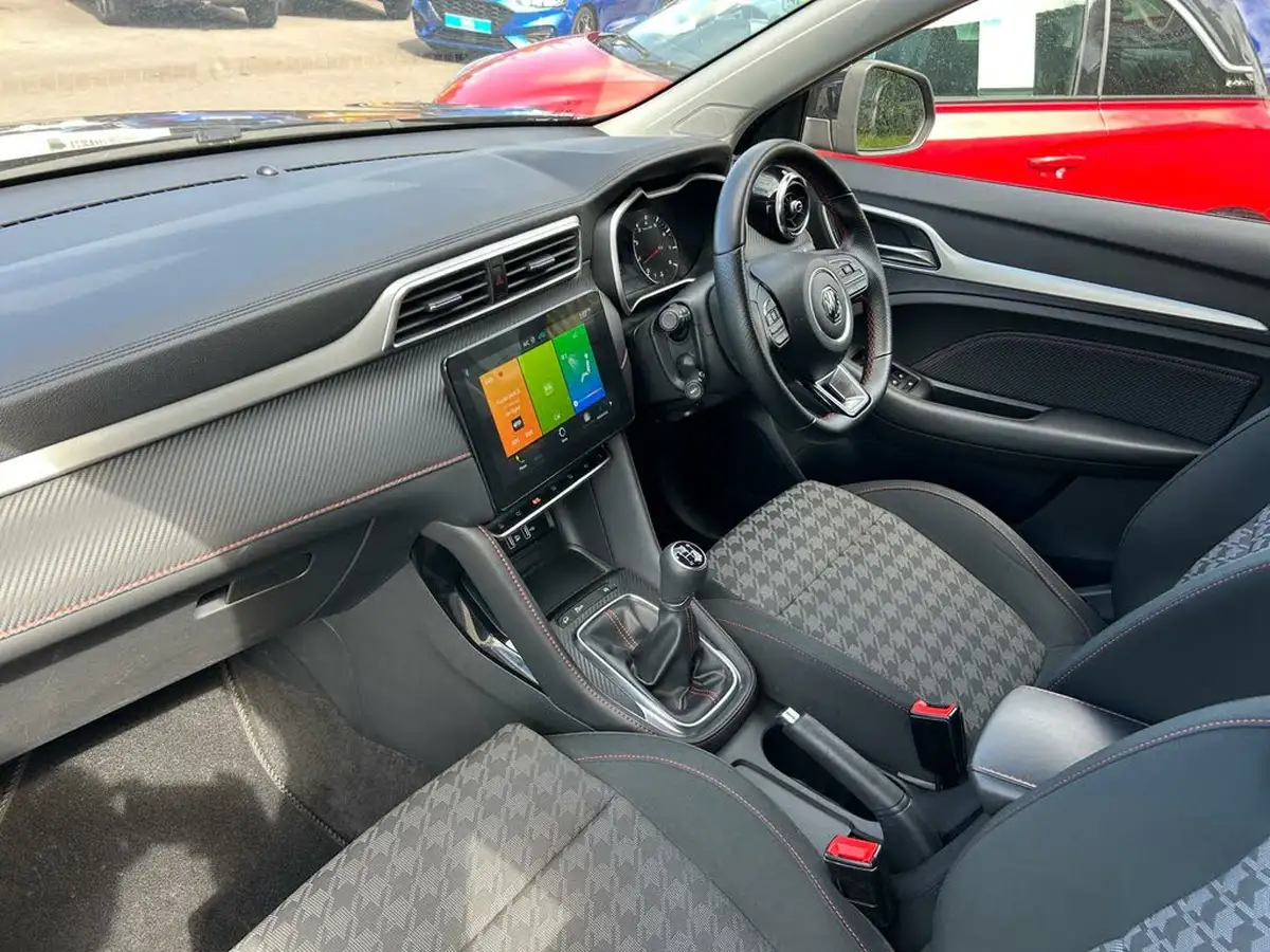 2022-mg-zs-suv-15-vti-tech-excite-big-1
