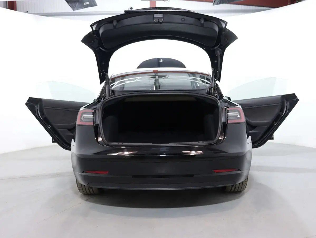 2022-tesla-model-3-e-long-range-big-47