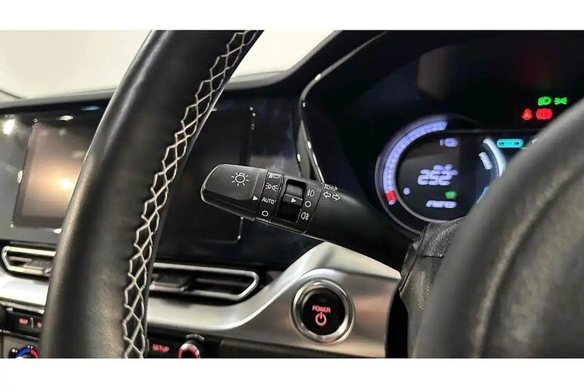 2021-kia-e-niro-ev-4-big-39