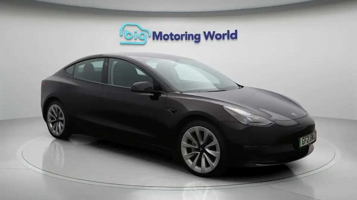 2021-tesla-model-3-e-long-range-4x4-big-1