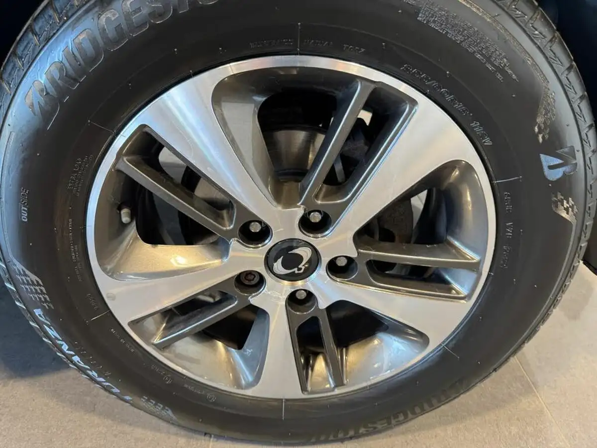 2016-kgm-ssangyong-rexton-w-22td-ex-t-tronic-big-14