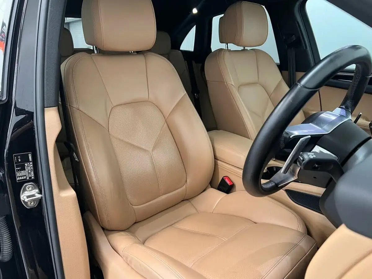 2018-porsche-macan-30-s-big-17