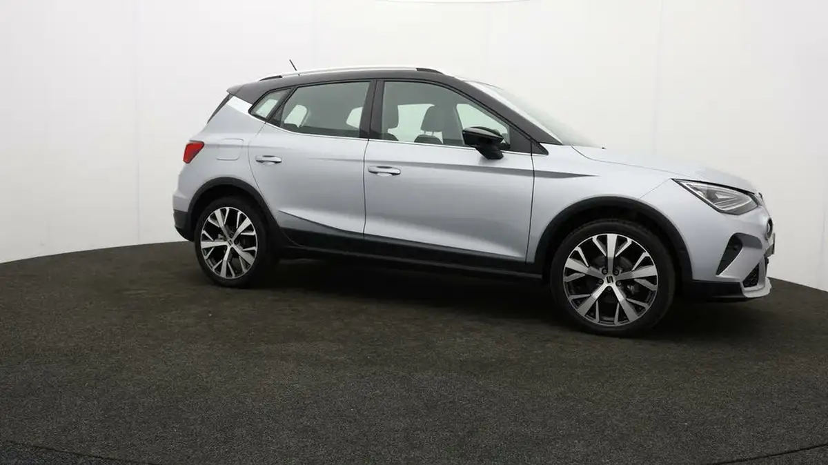 2023-seat-arona-10-tsi-xperience-lux-110ps-big-67
