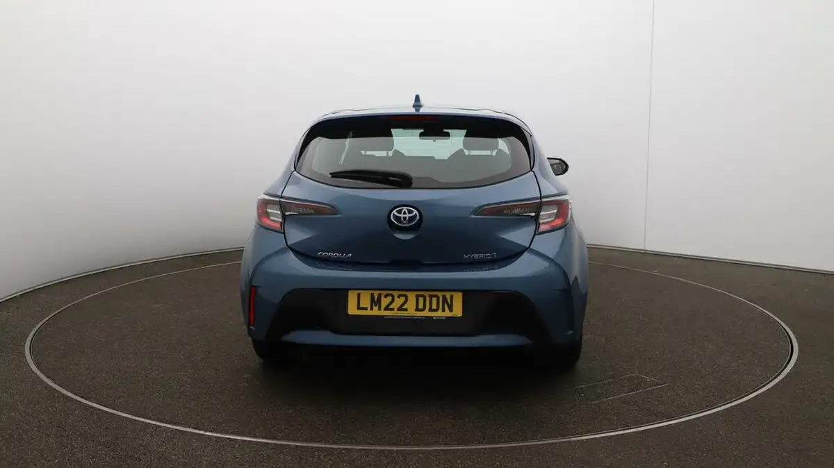 2022-toyota-corolla-18-vvt-i-icon-120bhp-trk-hatchback-5d-big-55