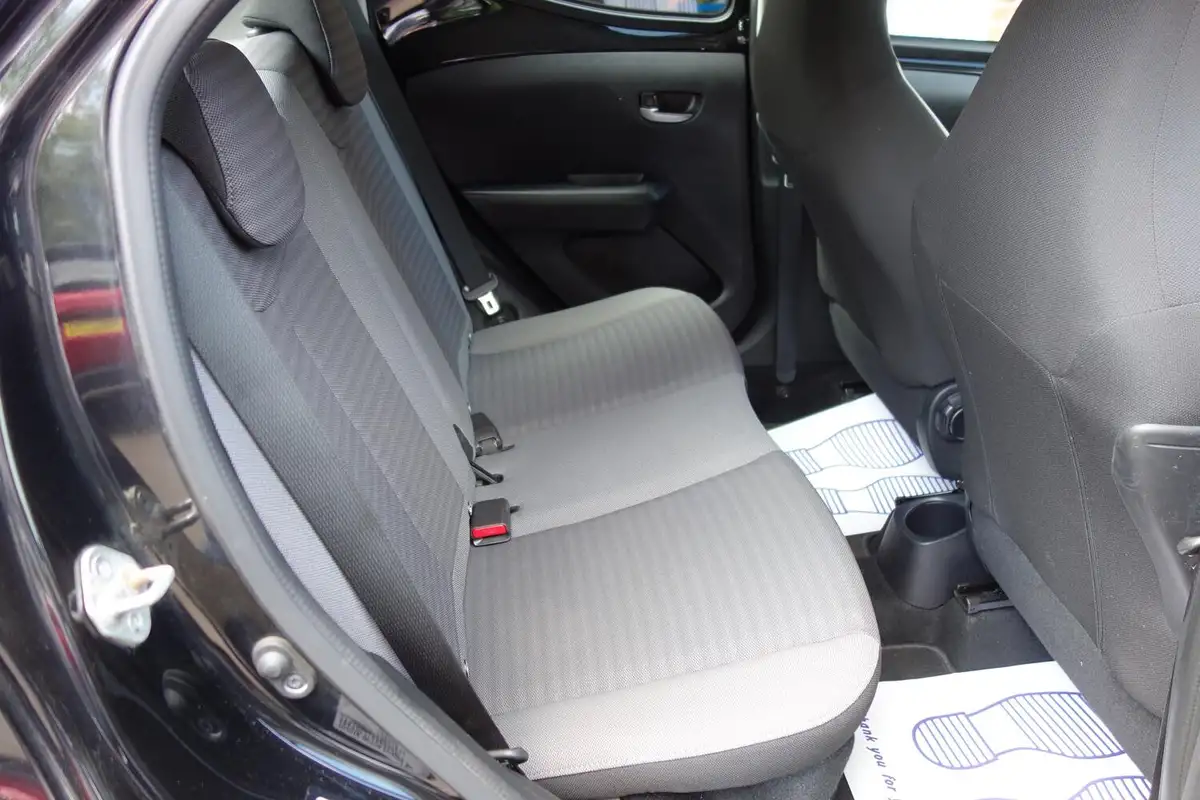 2020-toyota-aygo-10-vvt-i-x-play-big-16