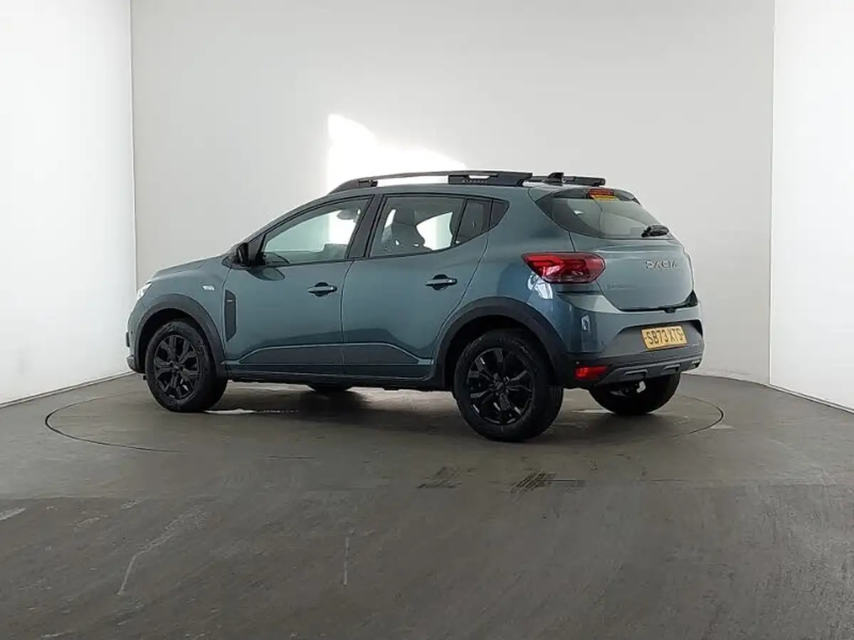 2023-dacia-sandero-stepway-10-tce-essential-90bhp-big-1