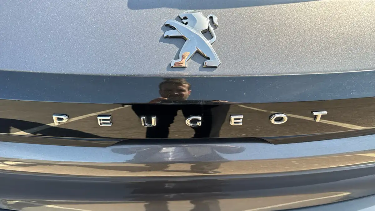 2022-peugeot-208-12-puretech-gt-100bhp-eat8-big-21