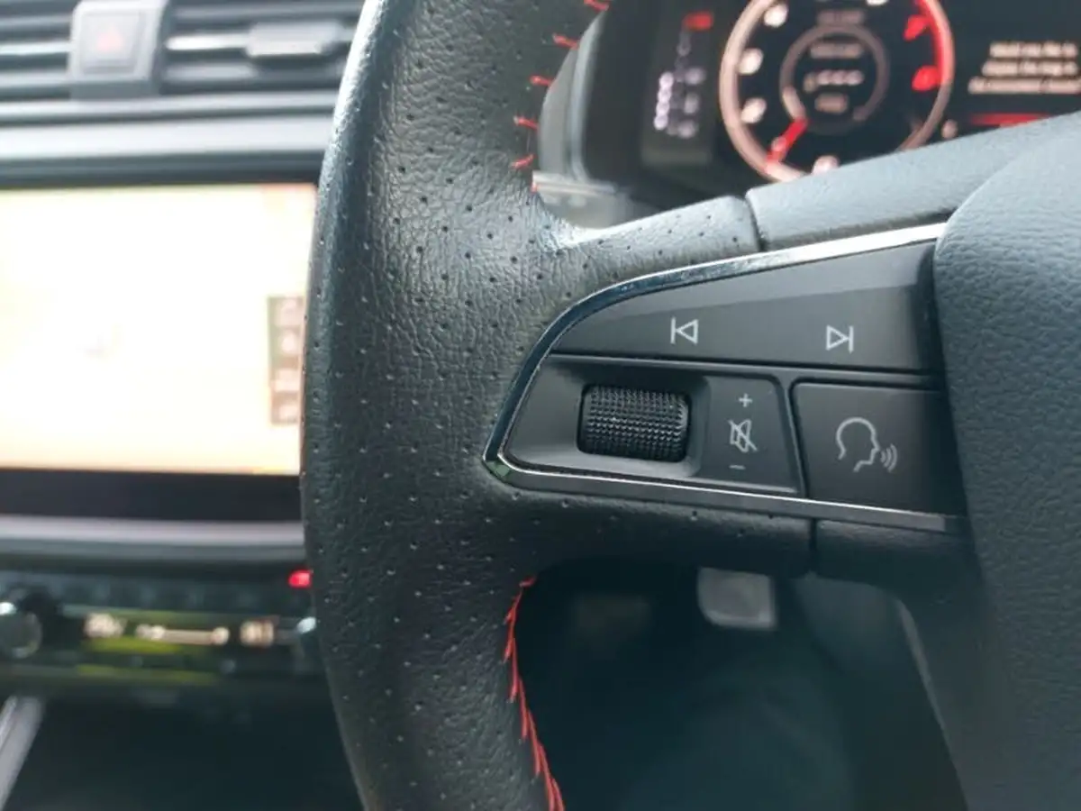 2018-seat-arona-10-tsi-fr-sport-big-15