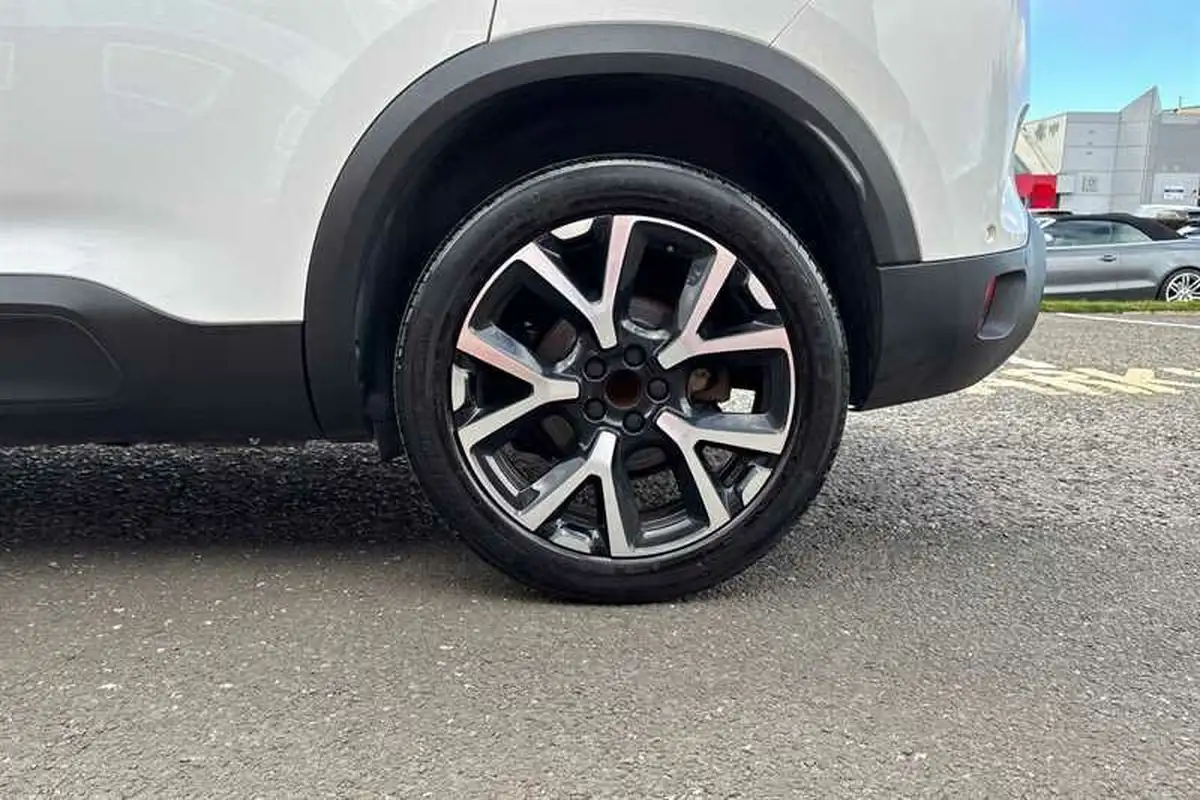 2019-citroen-c5-aircross-12-puretech-flair-plus-big-35