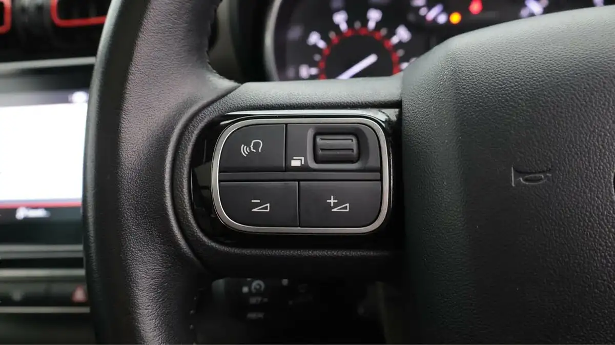 2019-citroen-c3-aircross-12-puretech-flair-110ps-ss-big-24