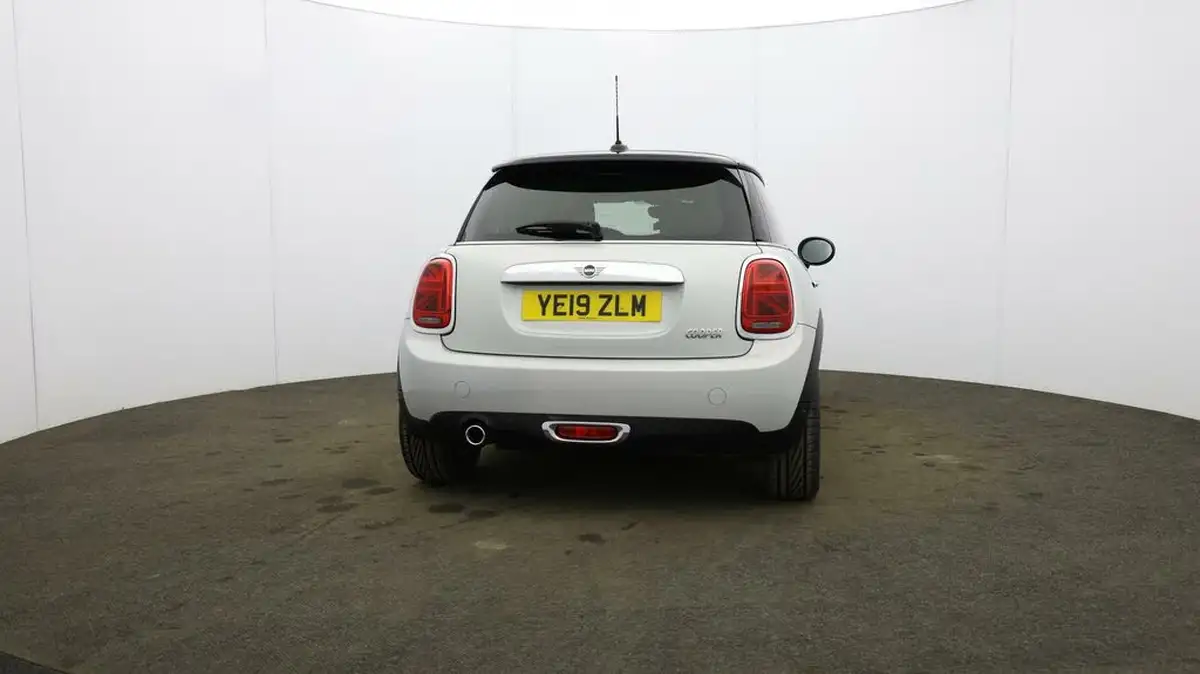 2019-mini-cooper-15-cooper-exclusive-134bhp-nav-hatchback-3d-auto-big-60