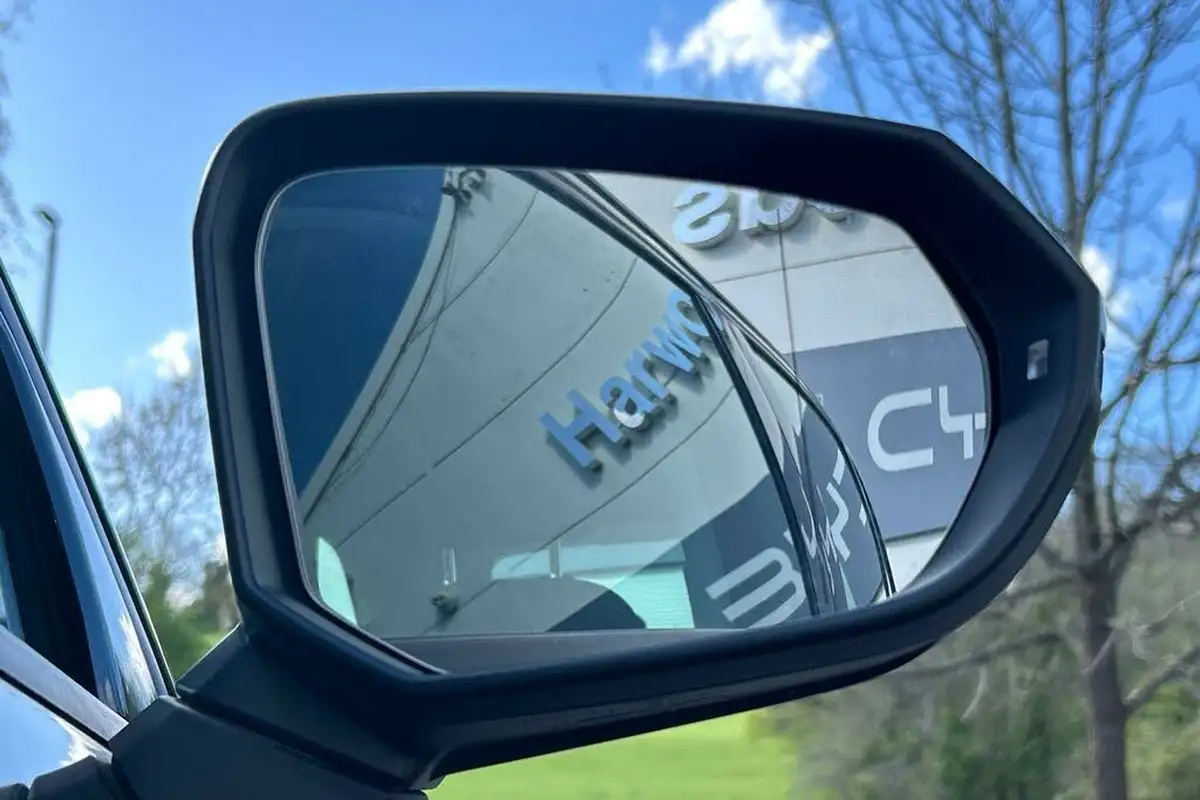 2022-audi-q3-15-35-tfsi-technik-cod-s-tronic-big-46