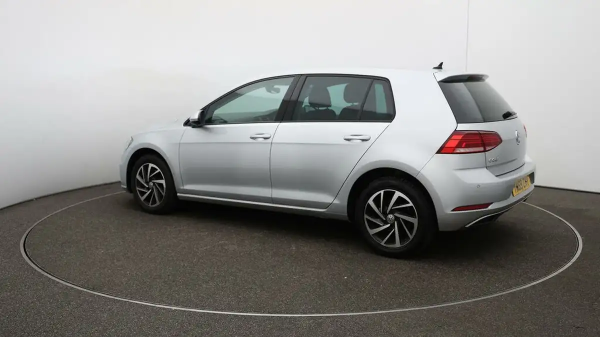 2019-volkswagen-golf-sv-16tdi-match-edition-big-33
