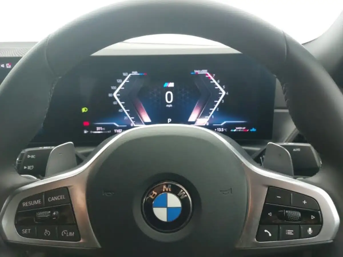 2024-bmw-3-series-20-320i-m-sport-saloon-4d-big-9