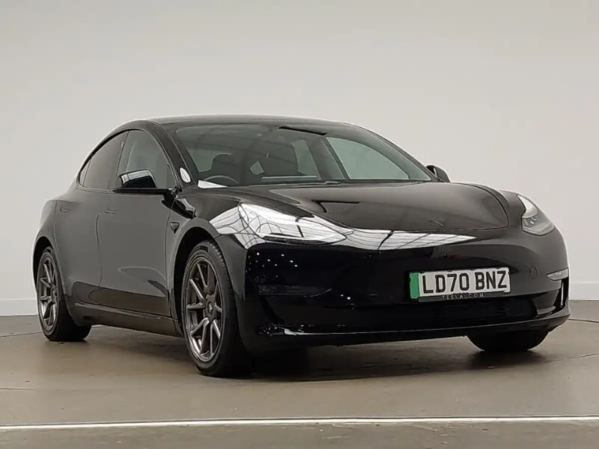2020-tesla-model-3-e-long-range-big-0
