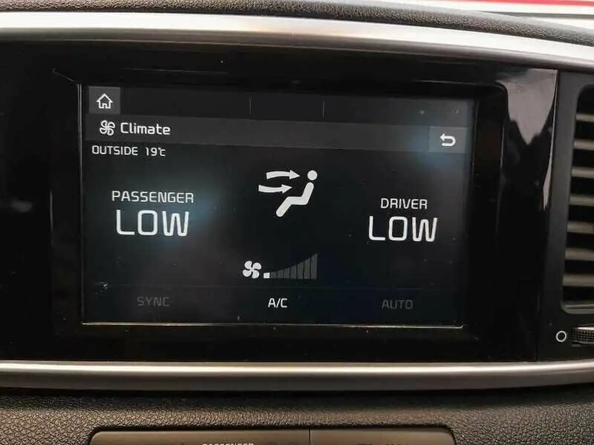 2020-kia-sportage-16-gdi-2-big-23
