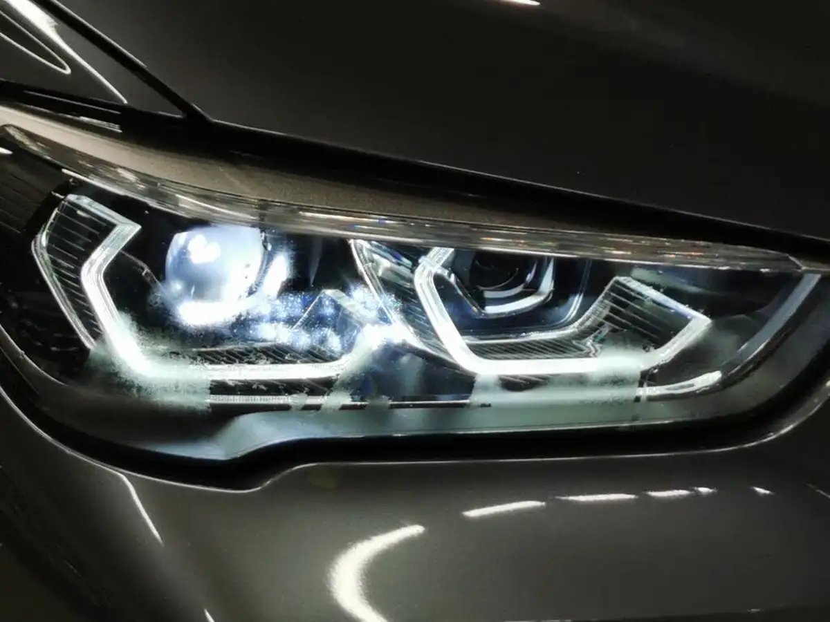 2020-bmw-x1-15-xdrive-25e-phev-sport-big-2