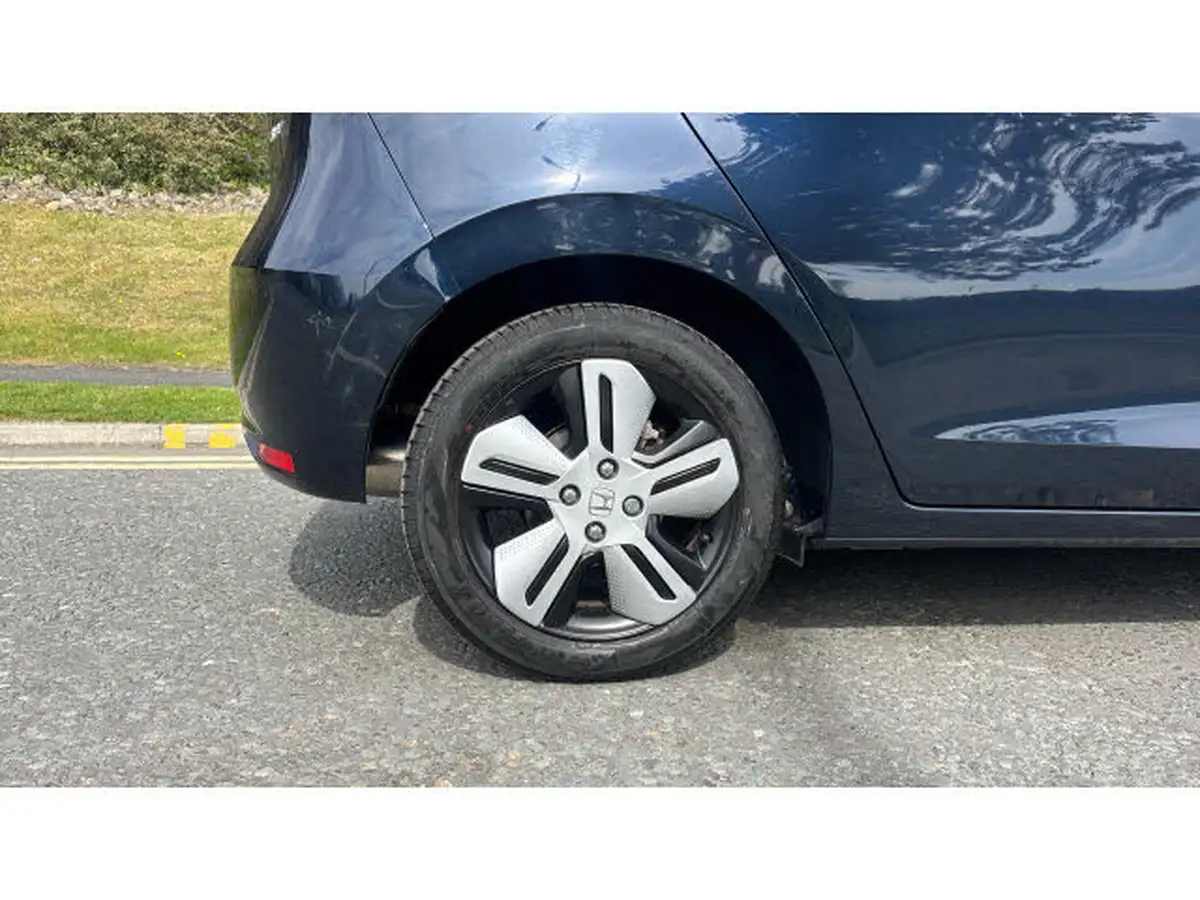 2021-honda-jazz-15-i-mmd-ex-107ps-big-8