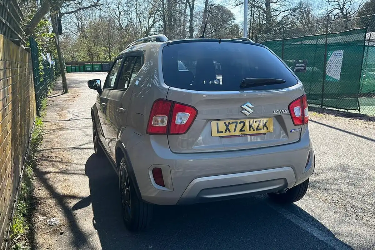 2022-suzuki-ignis-12-dualjet-sz5-big-1