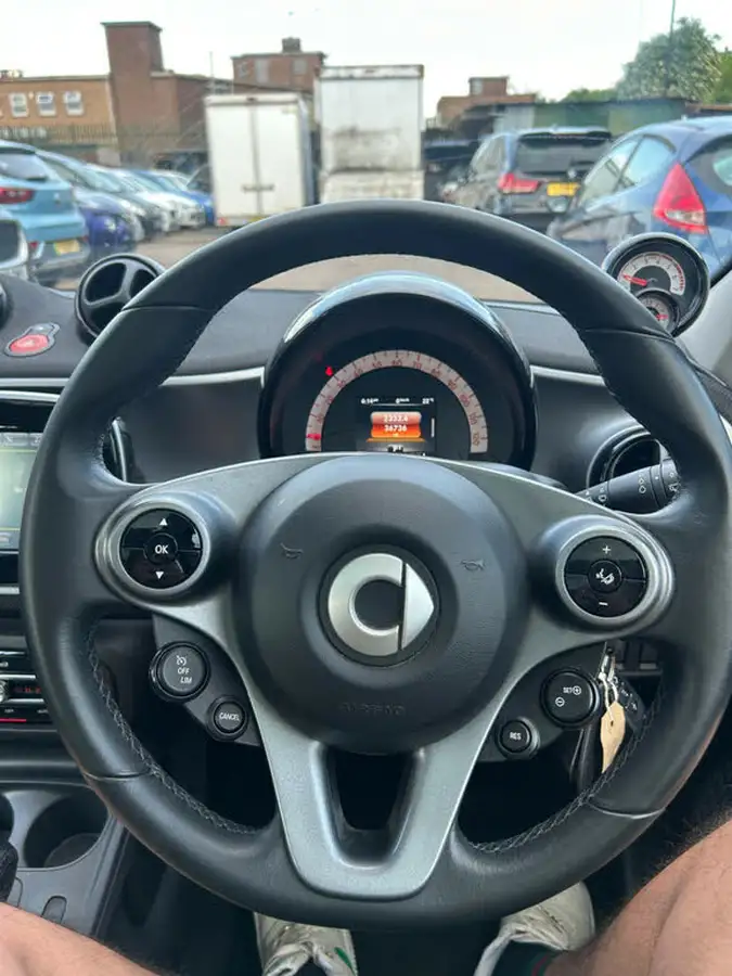 2018-smart-forfour-10-prime-premium-twinamic-big-7