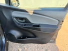 2016-toyota-yaris-15-vvt-i-design-hybrid-small-12
