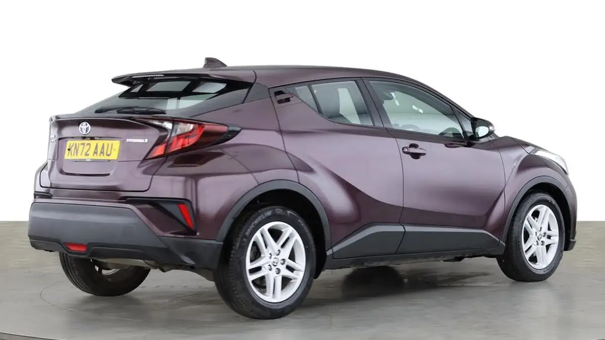 2022-toyota-c-hr-18-vvt-i-icon-big-8
