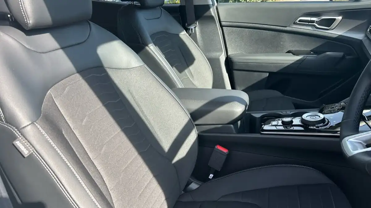 2025-kia-sportage-16-t-gdi-3-157bhp-48v-dct-big-20