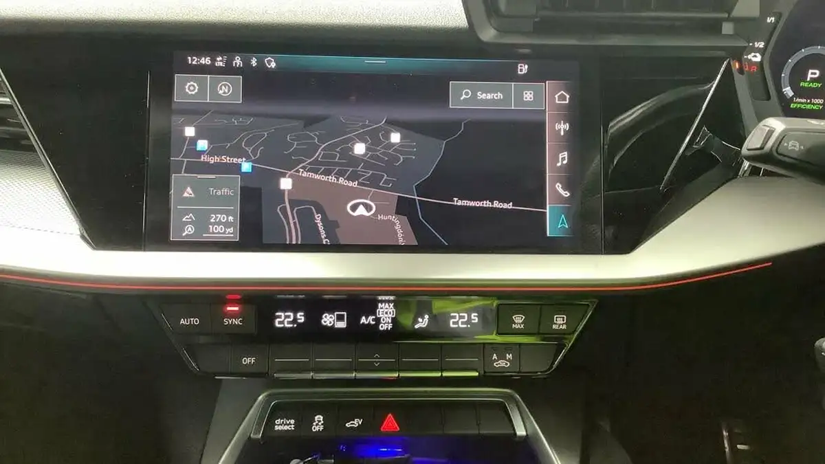 2021-audi-a3-14-40-tfsi-e-s-line-big-2