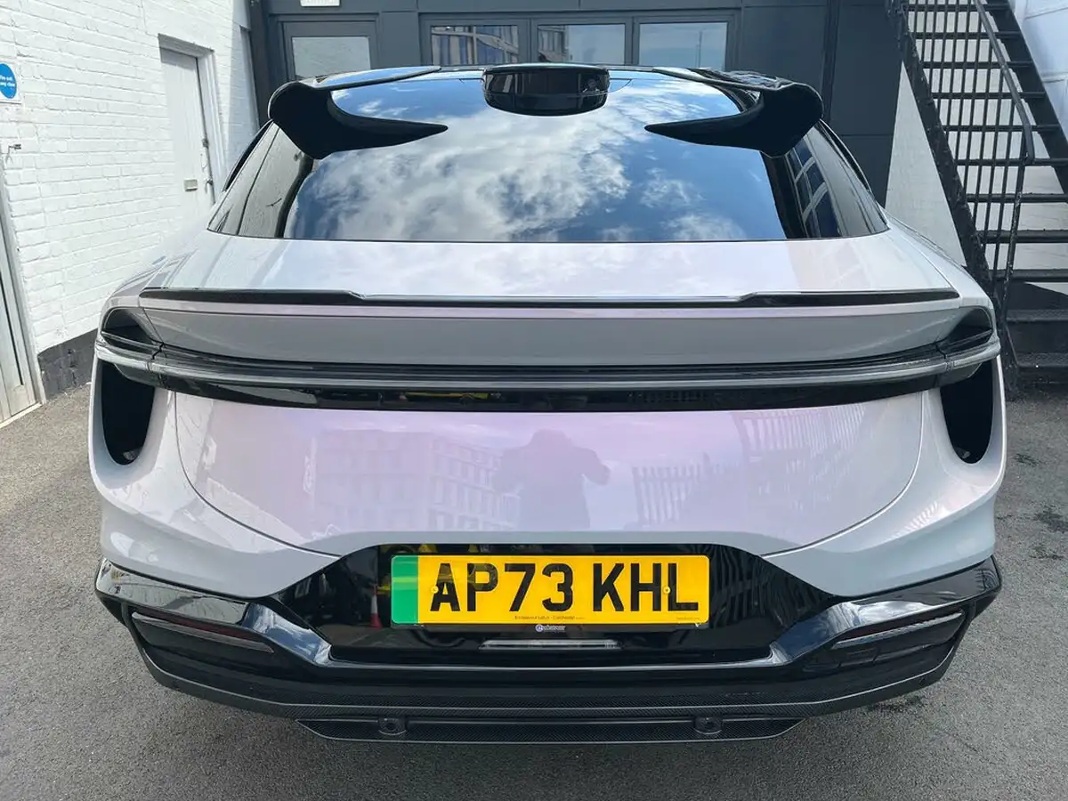 2023-lotus-eletre-e-r-big-4