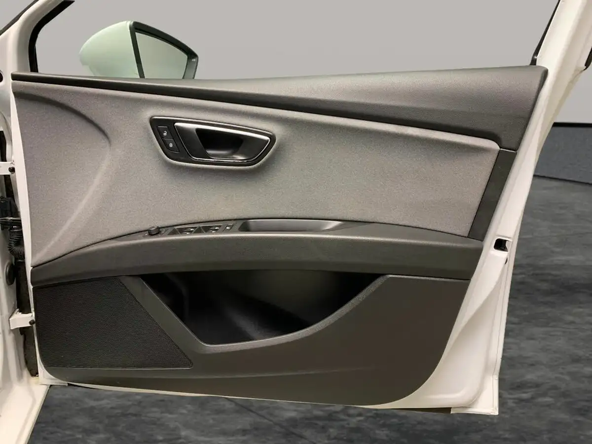 2018-seat-leon-10-tsi-se-dynamic-hatchback-big-37