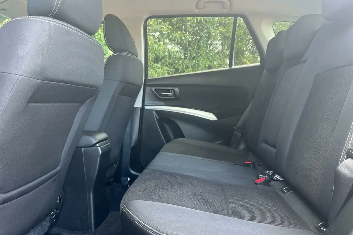 2018-suzuki-s-cross-10-boosterjet-sz-t-110ps-988cc-auto-big-6