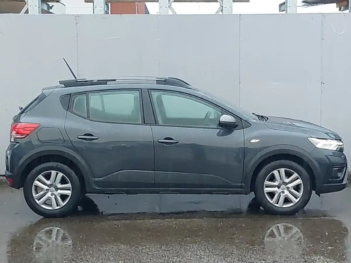 2023-dacia-sandero-stepway-10-tce-expression-100bhp-bi-fuel-big-3