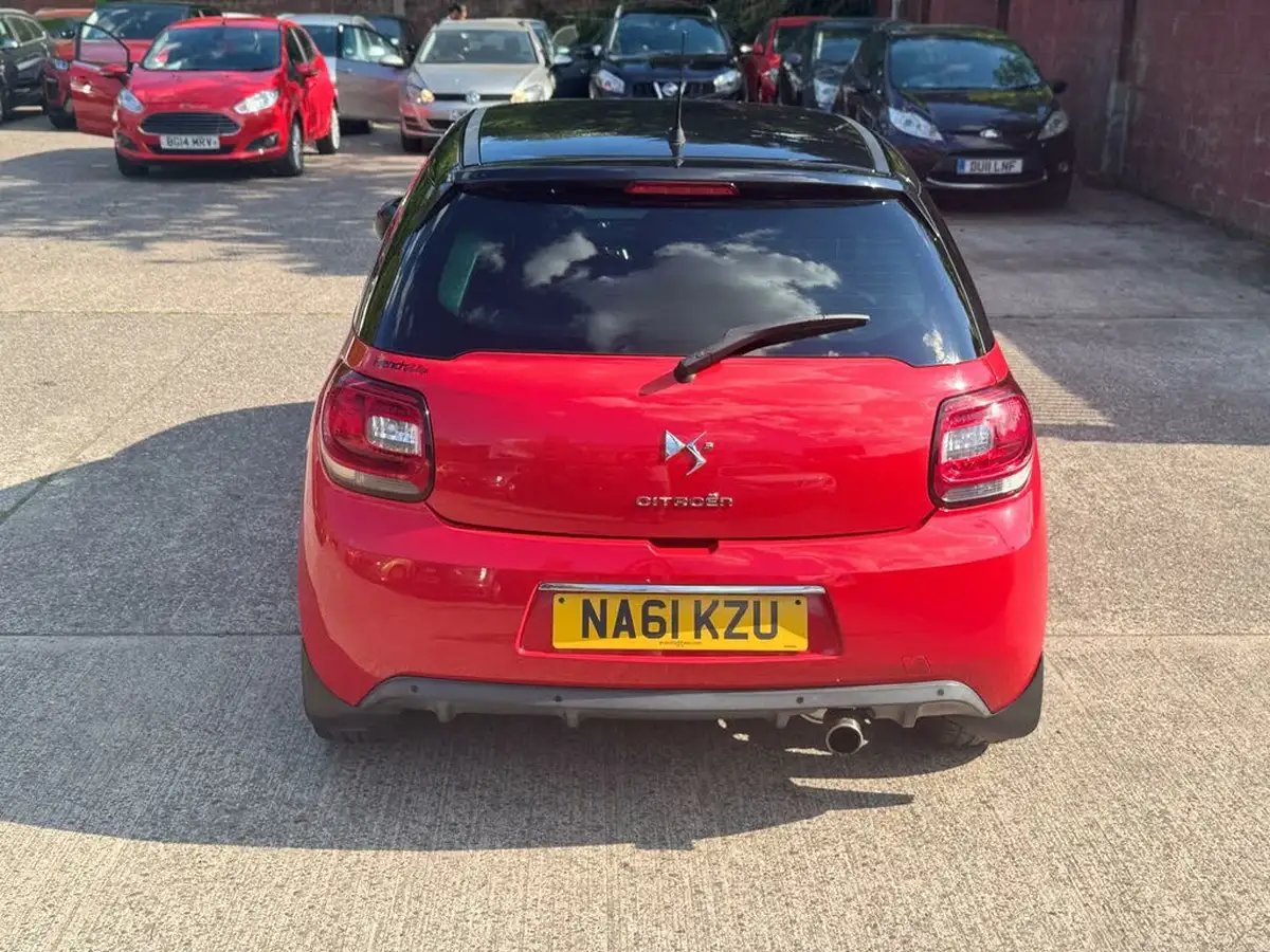 2011-citroen-ds3-16-dstyle-plus-big-9