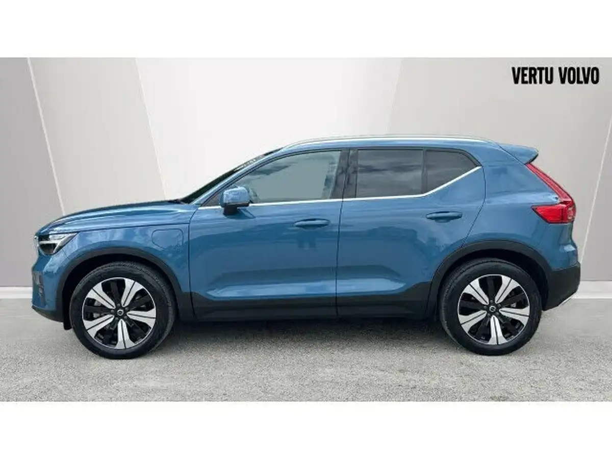 2023-volvo-xc40-15-t5-ultimate-dark-big-7