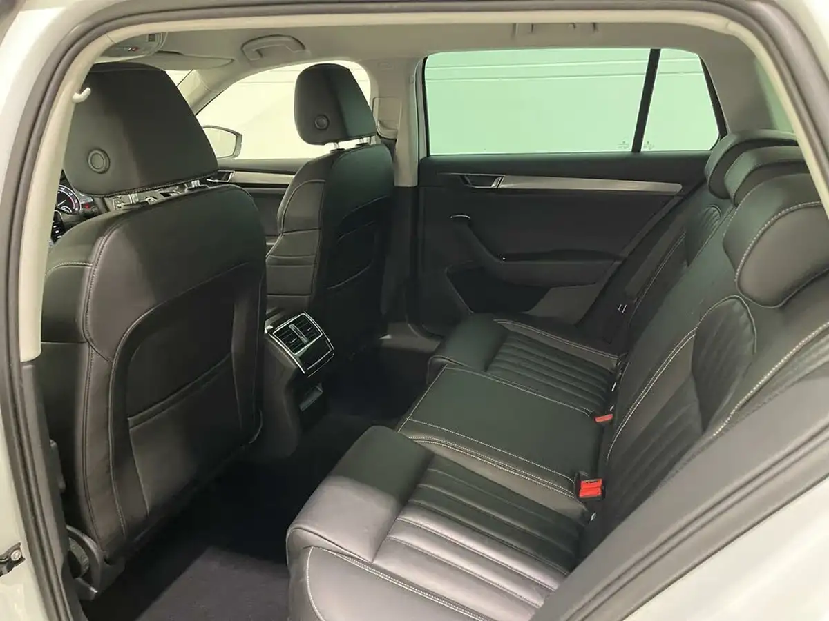 2021-skoda-superb-15-tsi-se-l-estate-dsg-big-35
