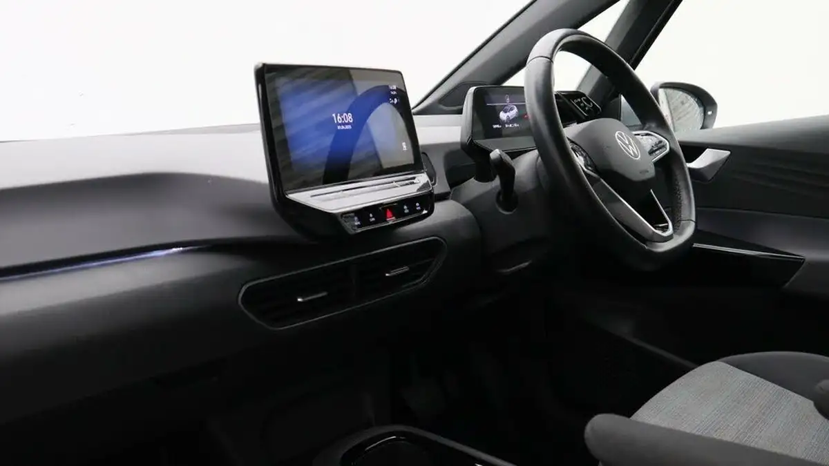 2022-volkswagen-id3-e-life-204ps-58kwh-pro-performance-big-5