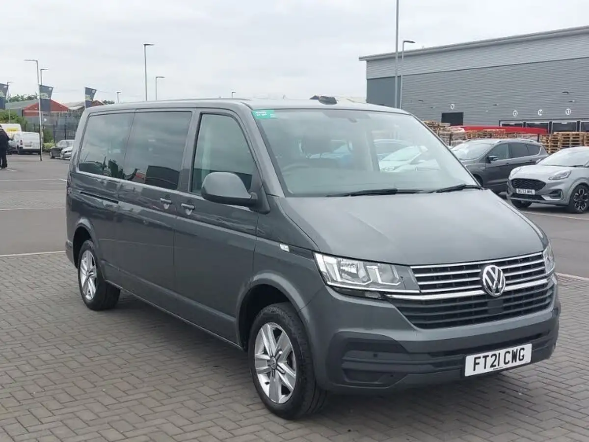 2021-volkswagen-transporter-shuttle-20tdi-t32-se-bmt-lwb-150ps-eu6dt-e-dsg-big-0