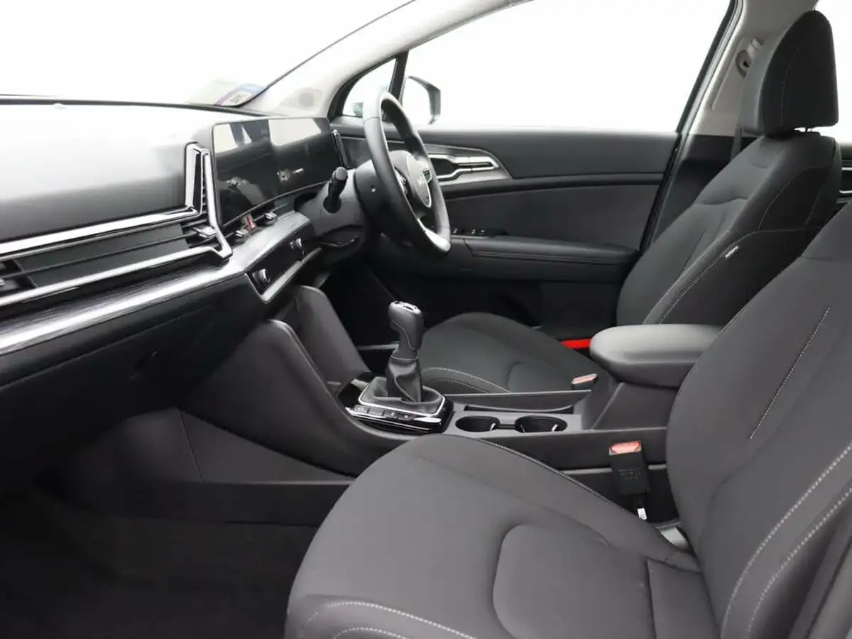 2025-kia-sportage-16-t-gdi-2-big-31